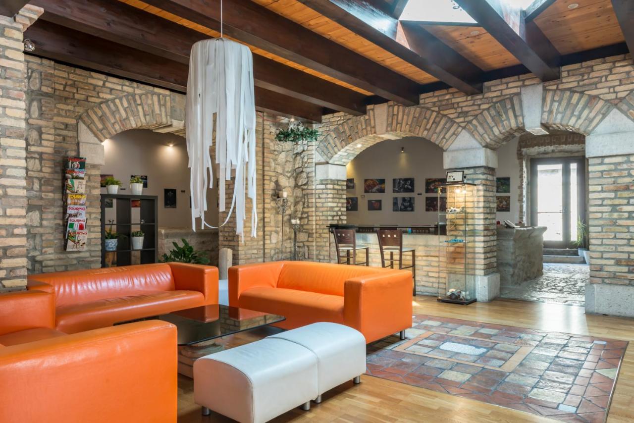 Hotel Il Lavatoio Dimora Storica Castel Di Sangro Esterno foto