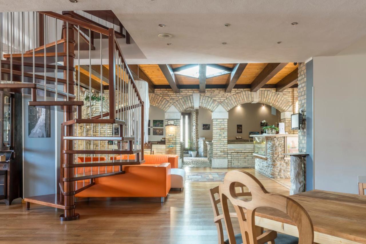 Hotel Il Lavatoio Dimora Storica Castel Di Sangro Esterno foto