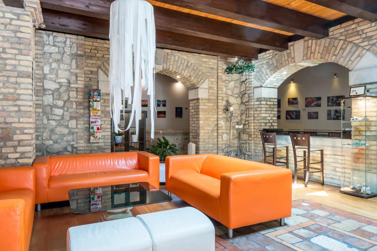 Hotel Il Lavatoio Dimora Storica Castel Di Sangro Esterno foto