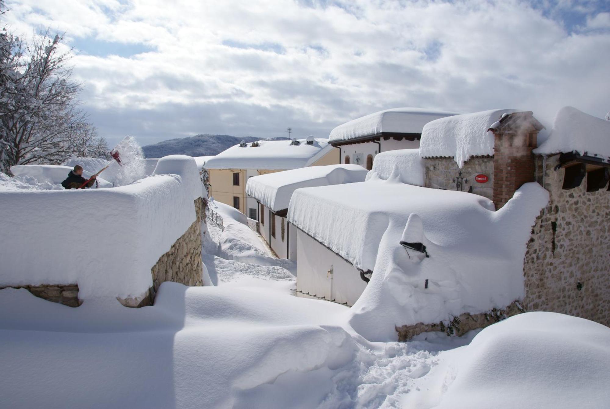 Hotel Il Lavatoio Dimora Storica Castel Di Sangro Esterno foto