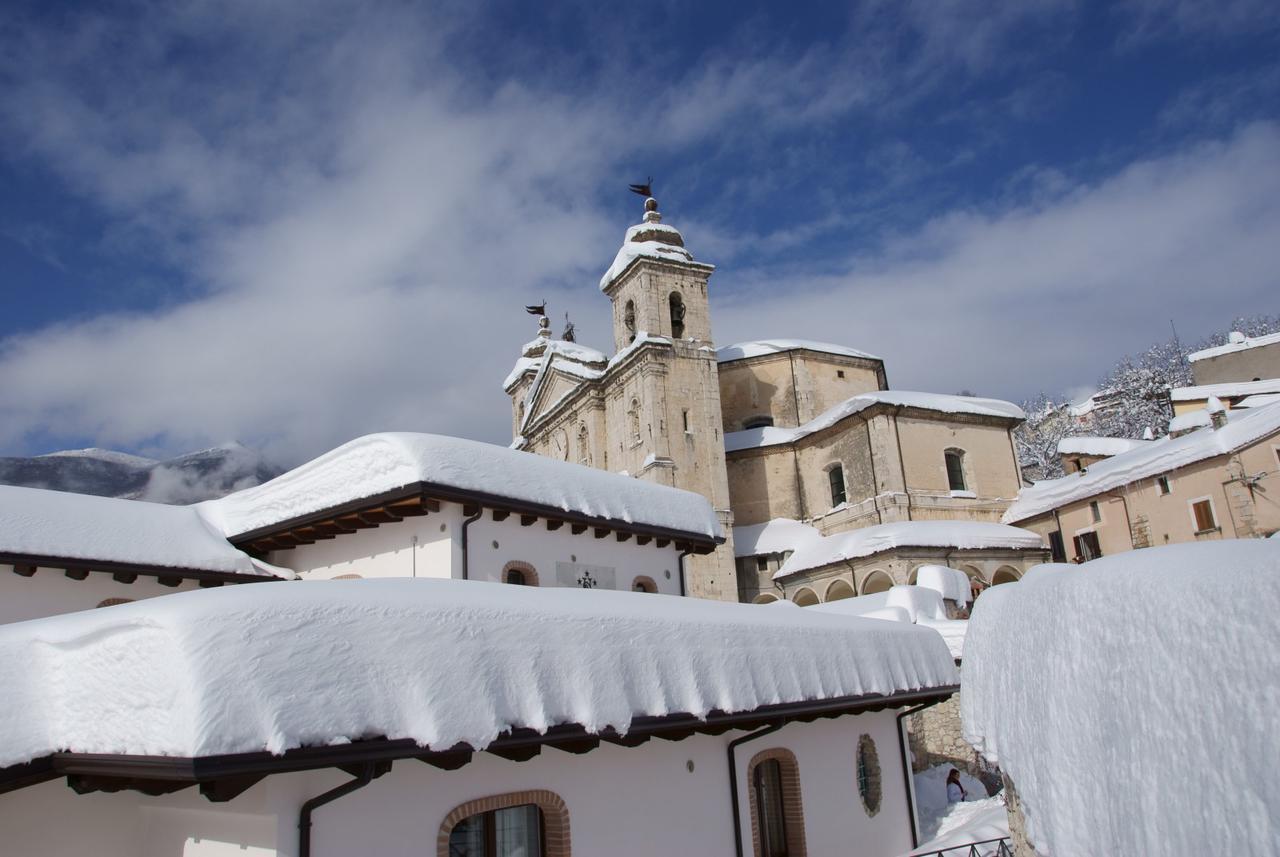 Hotel Il Lavatoio Dimora Storica Castel Di Sangro Esterno foto